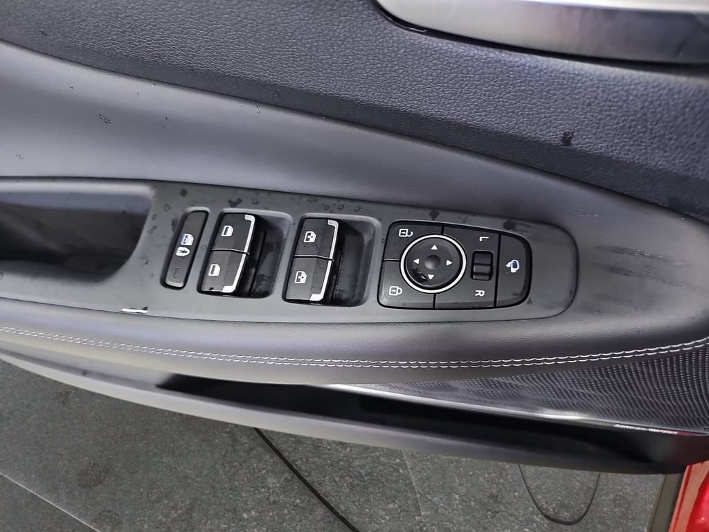 Used 2023 Hyundai Santa Fe Limited AWD/4WD image 30