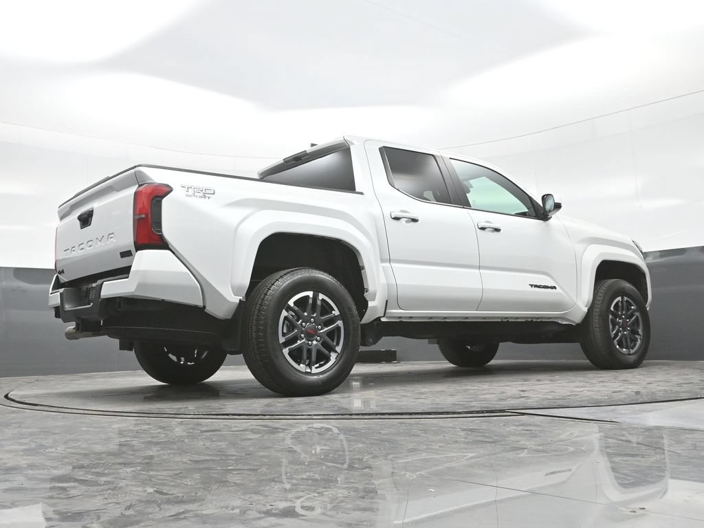 Used 2024 Toyota Tacoma TRD Sport AWD/4WD image 27