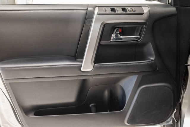 Used 2024 Toyota 4Runner SR5 AWD/4WD image 8