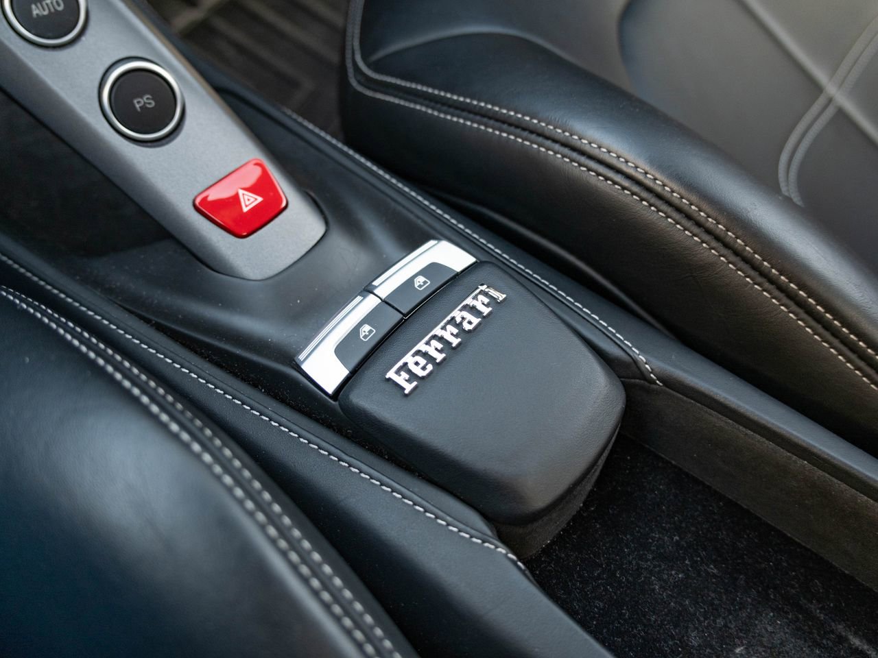 Used 2018 Ferrari 488 GTB image 19