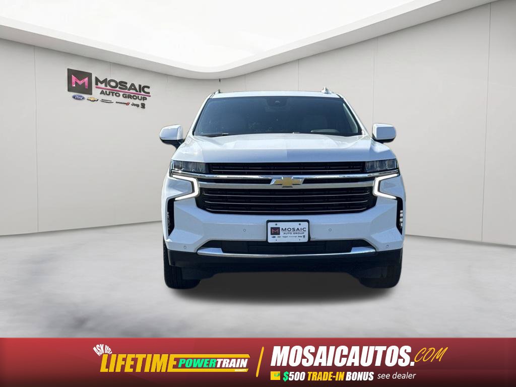 Used 2024 Chevrolet Suburban LT AWD/4WD image 2