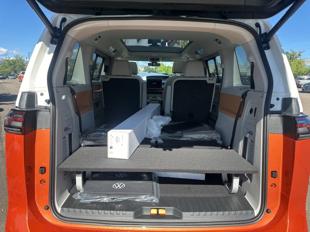New 2025 Volkswagen ID. Buzz 1st Edition image 23