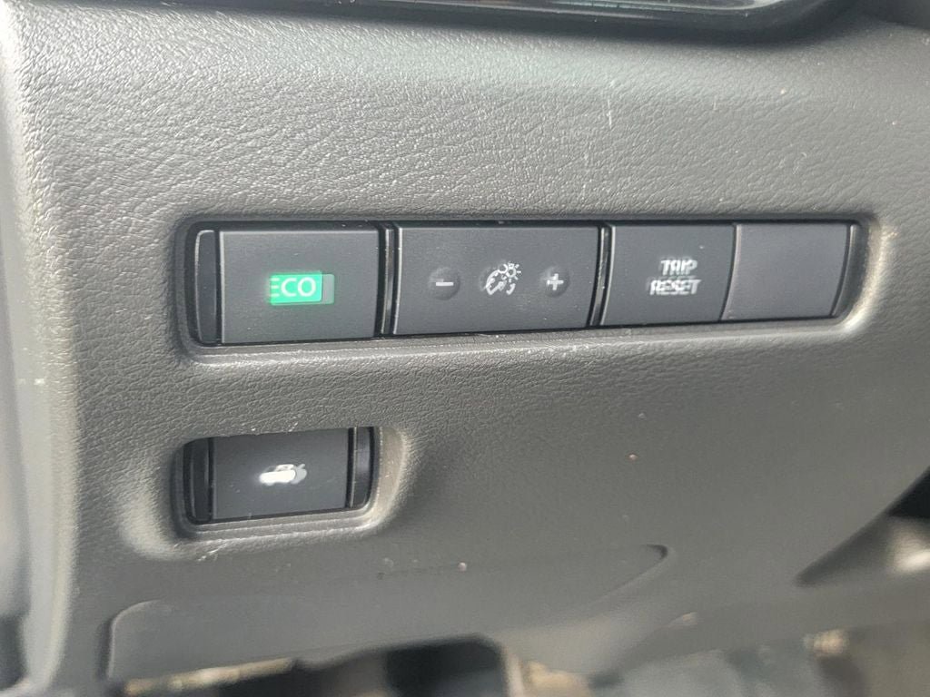 Certified 2024 Nissan Sentra SR w/ Trunk Package image 33