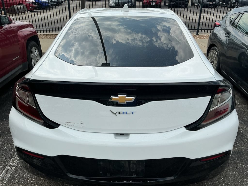 Used 2018 Chevrolet Volt LT FWD image 6