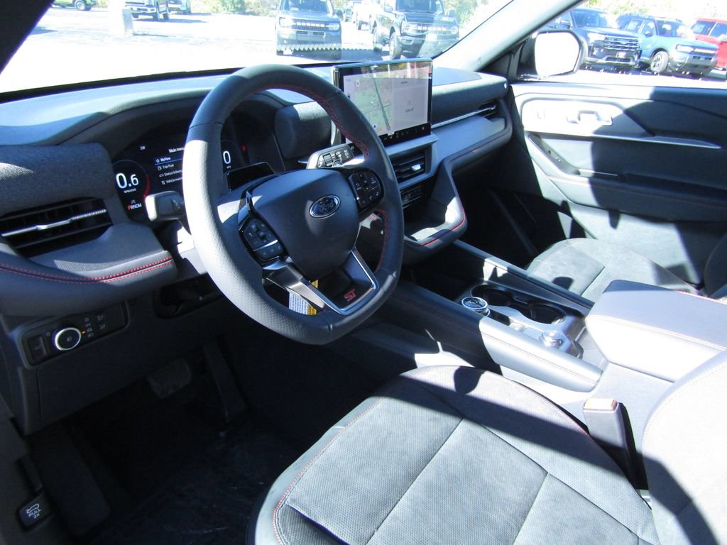 New 2026 Ford Explorer ST image 8