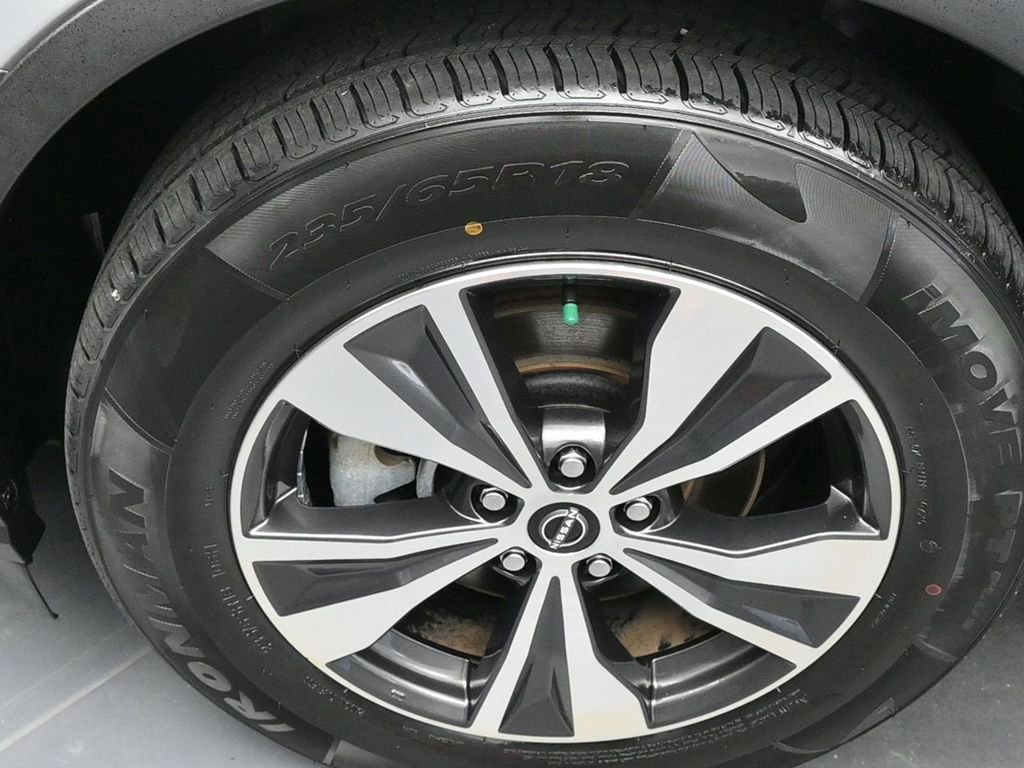 Used 2023 Nissan Murano SV image 12