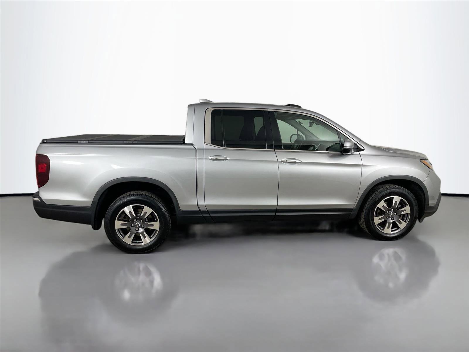 Used 2017 Honda Ridgeline RTL-E image 18