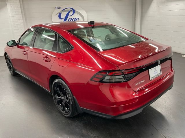 Certified 2025 Honda Accord SE image 5