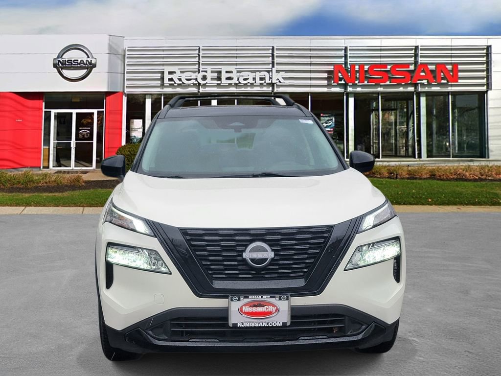 Used 2023 Nissan Rogue SV w/ SV Premium B Package AWD/4WD image 2