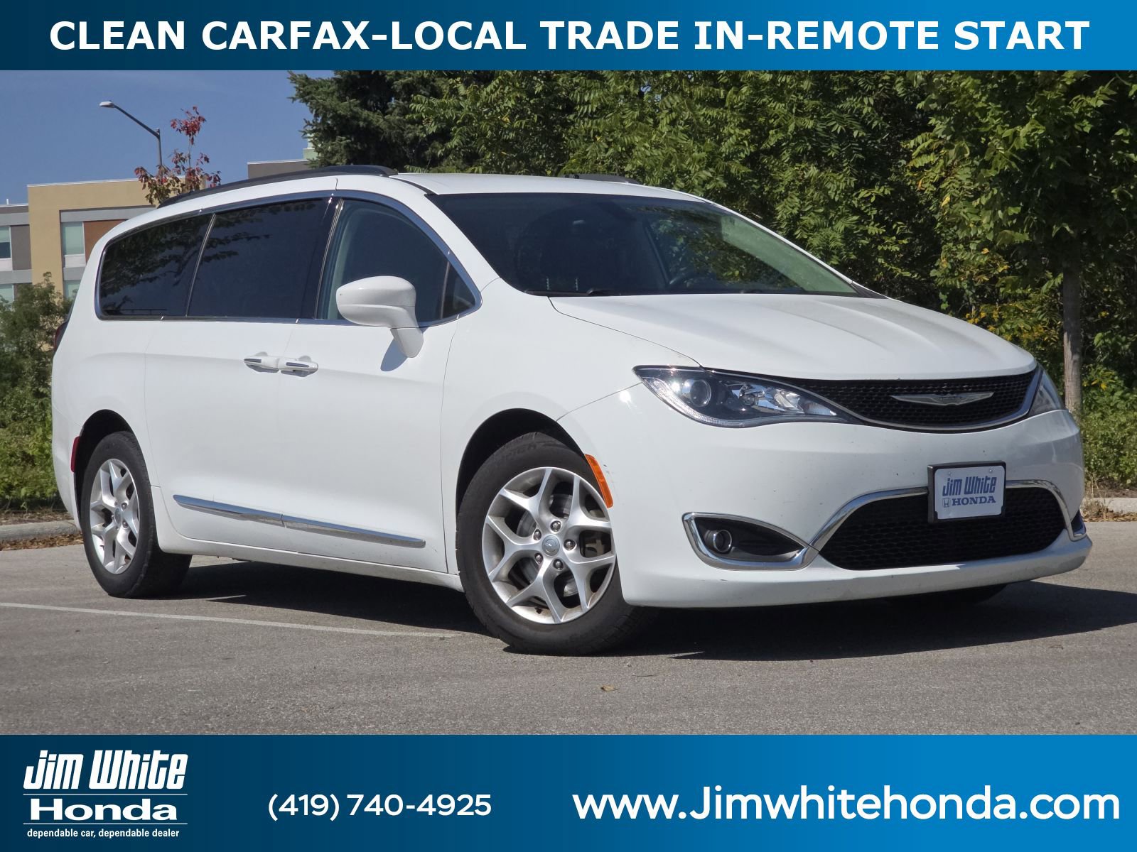 Used 2017 Chrysler Pacifica Touring-L w/ Tire & Wheel Group