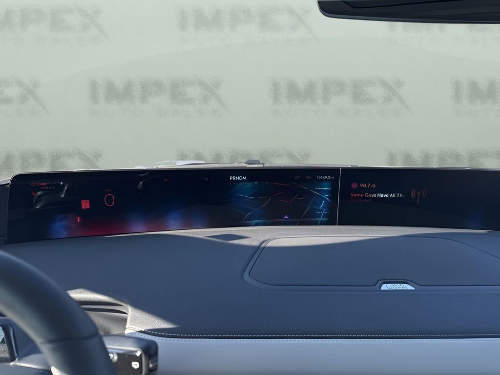 Used 2025 Lincoln Navigator L Reserve image 24