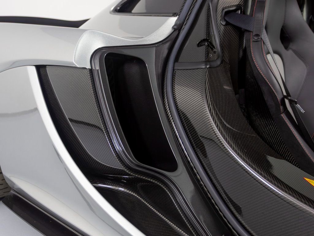 Used 2014 McLaren P1 image 51