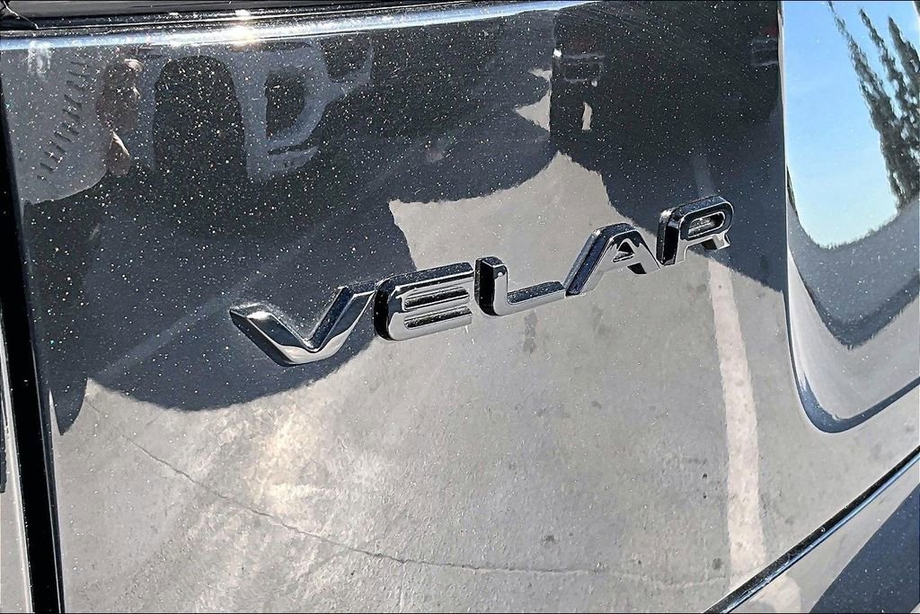 New 2026 Land Rover Range Rover Velar Dynamic SE image 9