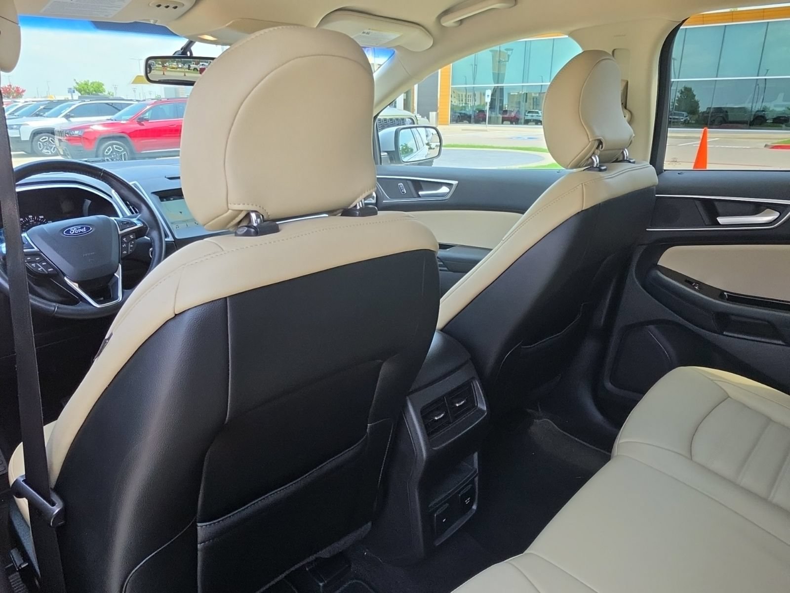 Used 2018 Ford Edge SEL w/ Equipment Group 201A FWD image 17