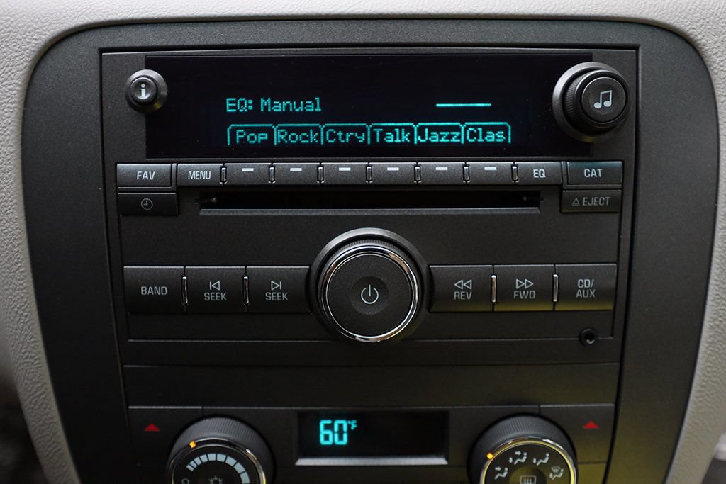 Used 2009 Buick Lucerne CX FWD image 37