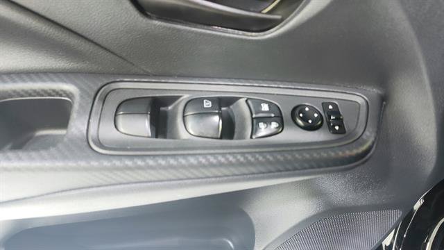 Used 2021 Nissan Versa S FWD image 17