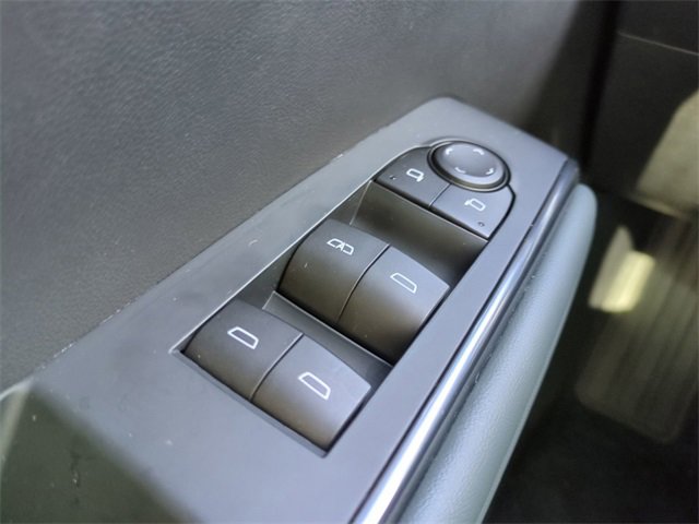 Certified 2025 GMC Acadia AT4 w/ Luxury Package image 30