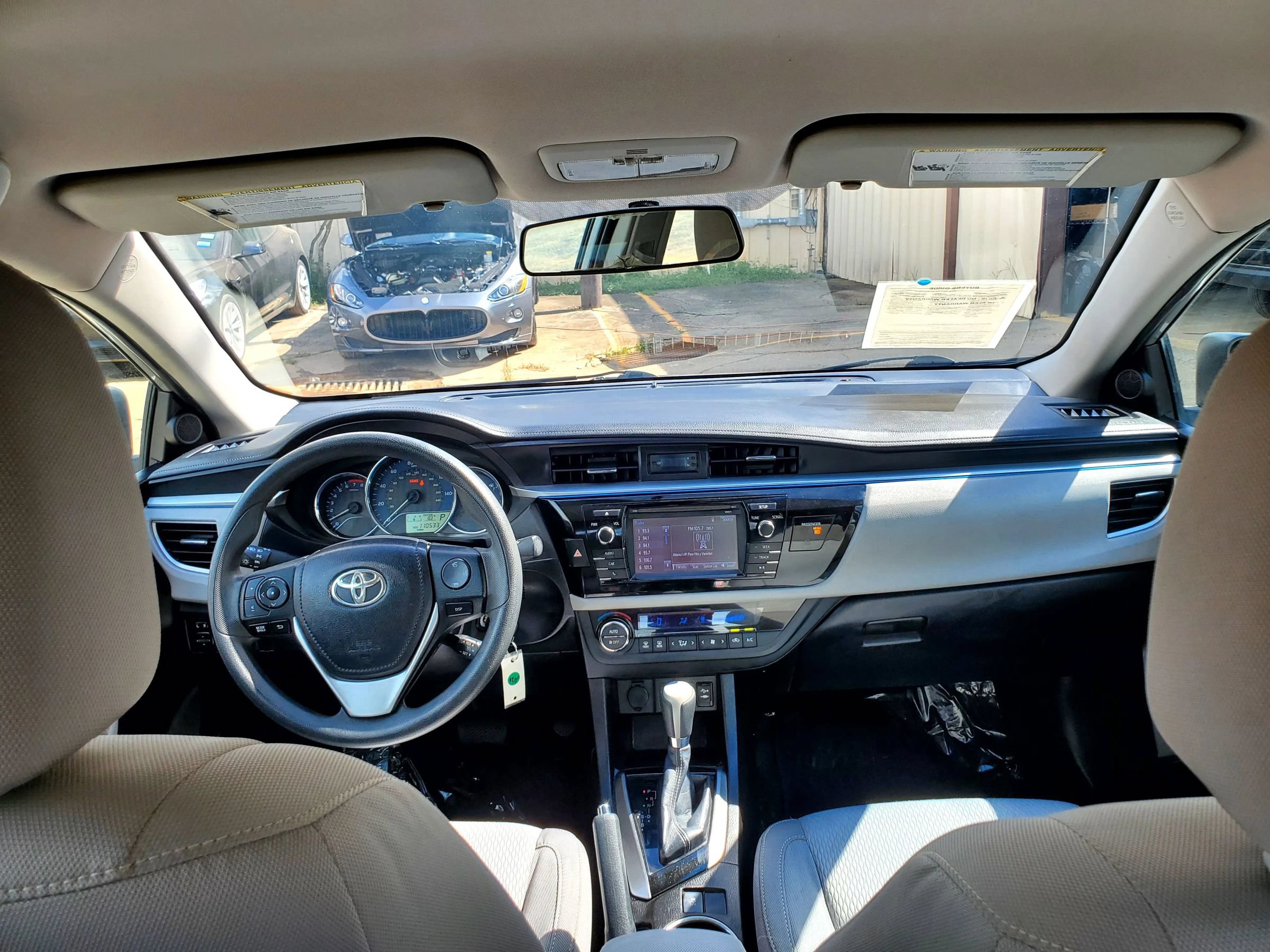 Used 2016 Toyota Corolla LE FWD image 30