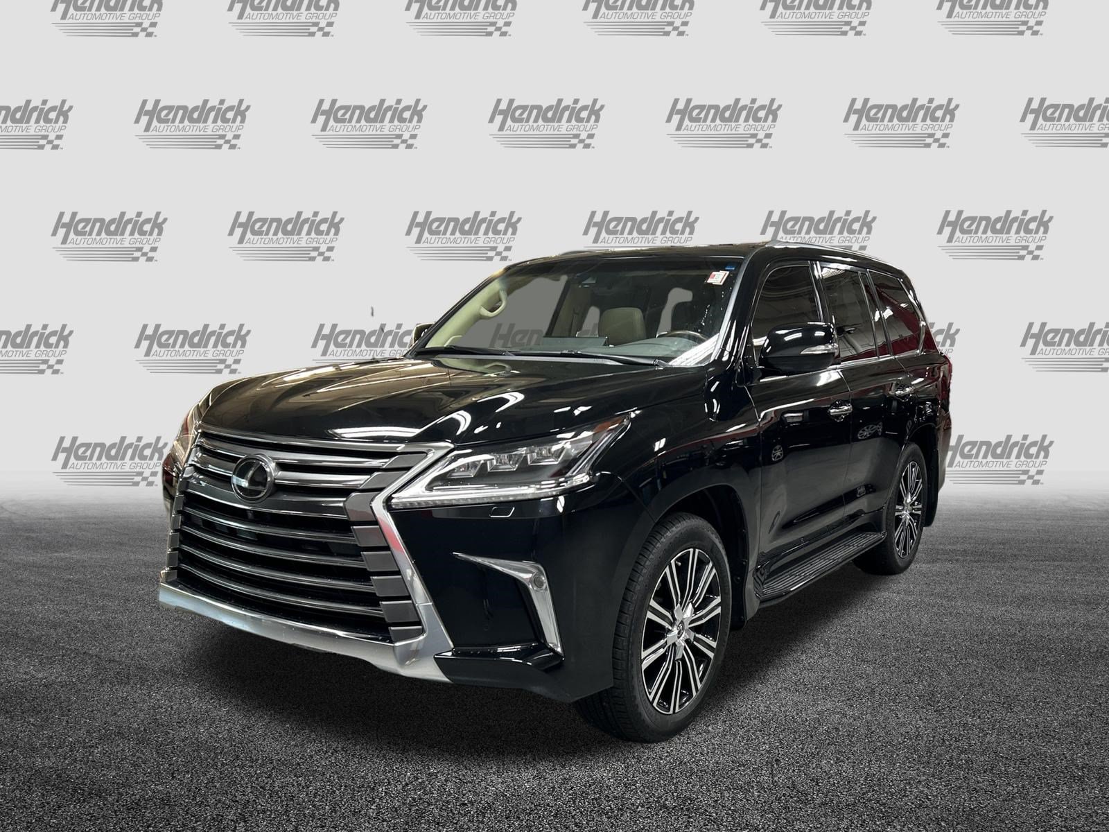 Used 2020 Lexus LX 570 4WD w/ Luxury Package image 5