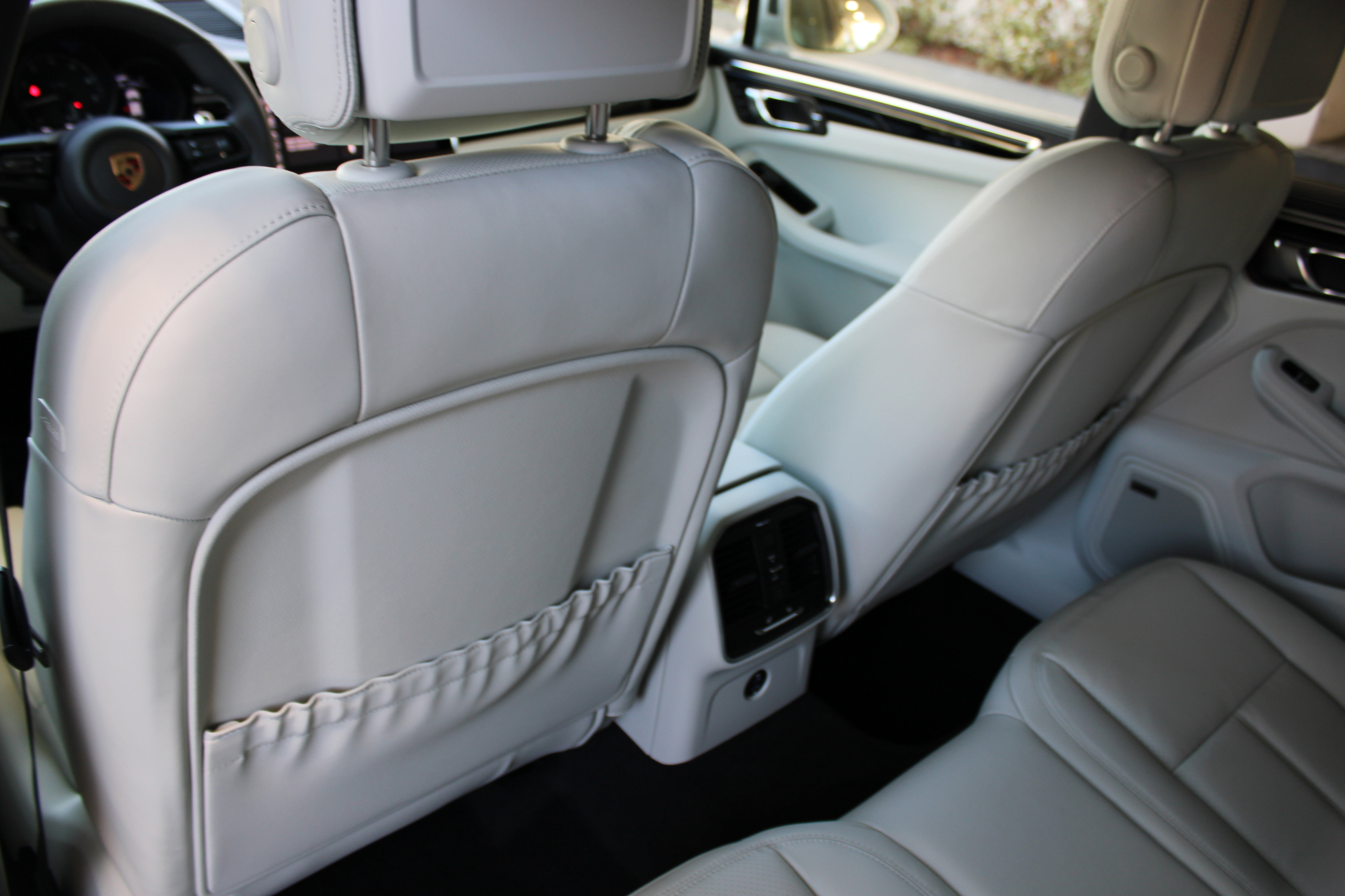 New 2026 Porsche Macan AWD/4WD image 31