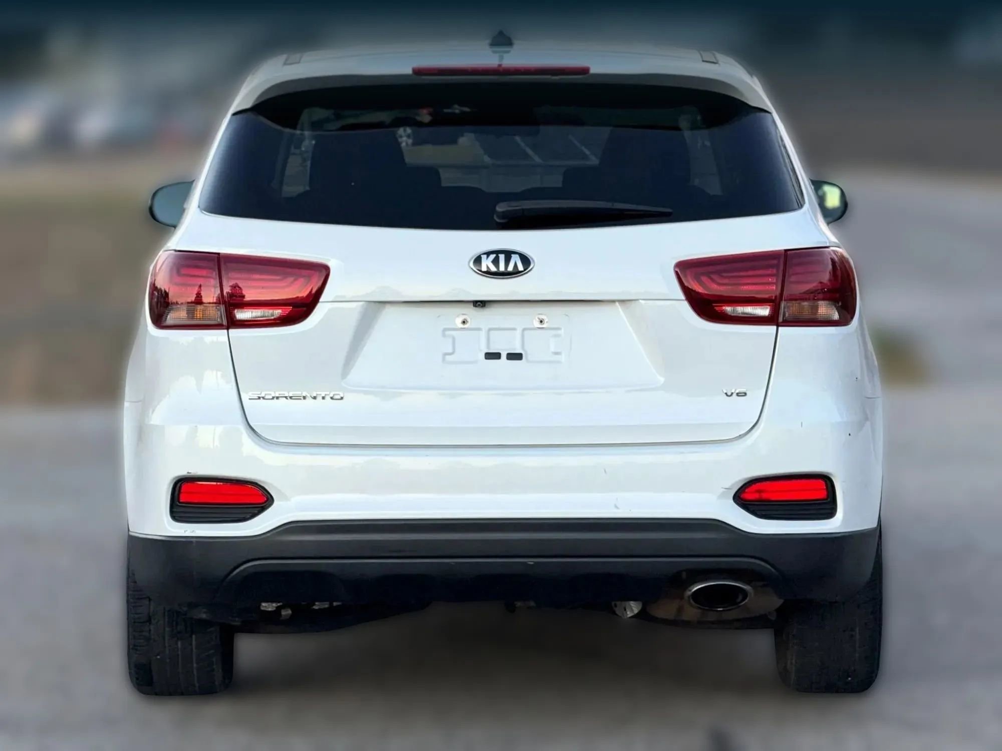 Used 2019 Kia Sorento LX image 4