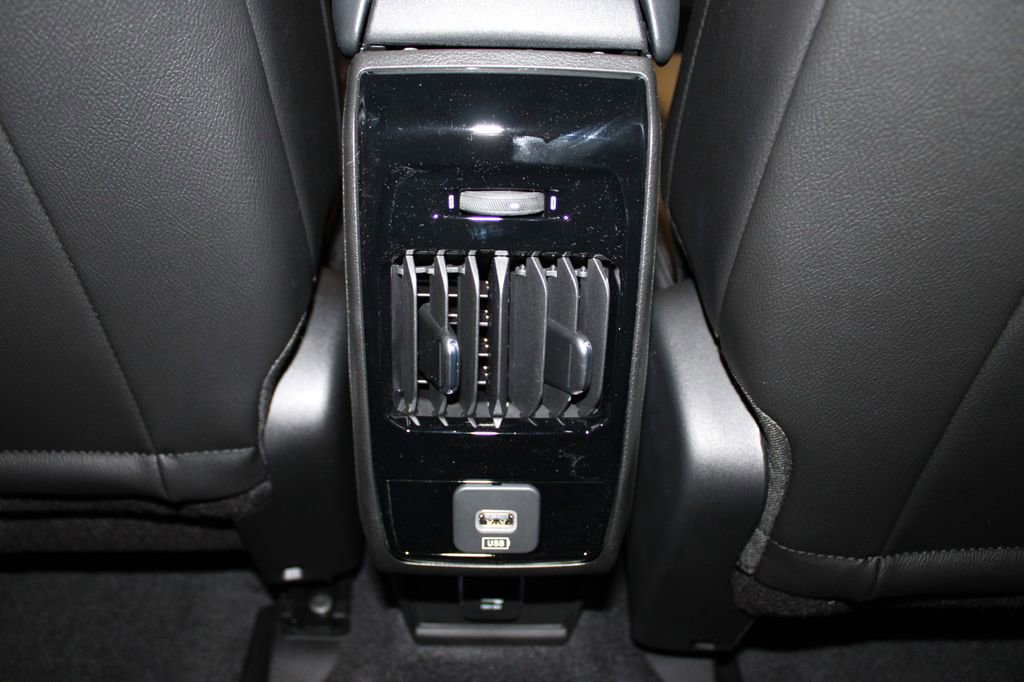 New 2026 Jeep Compass Limited image 31