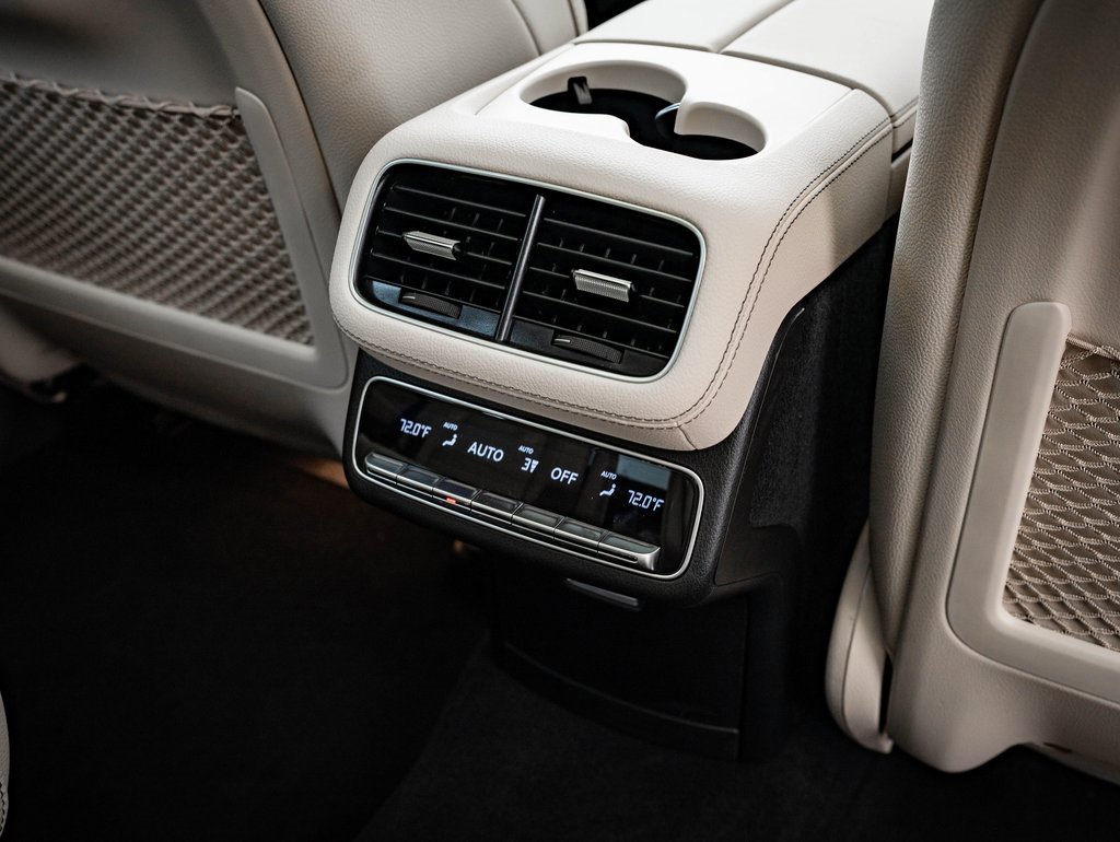 New 2026 Mercedes-Benz GLS 450 4MATIC image 39