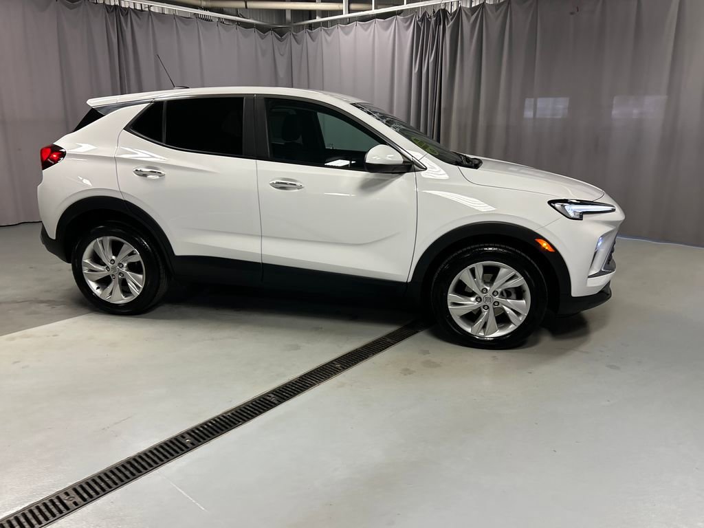 Used 2024 Buick Encore GX Preferred image 8