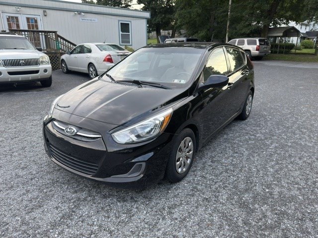 Used 2017 Hyundai Accent SE FWD image 1