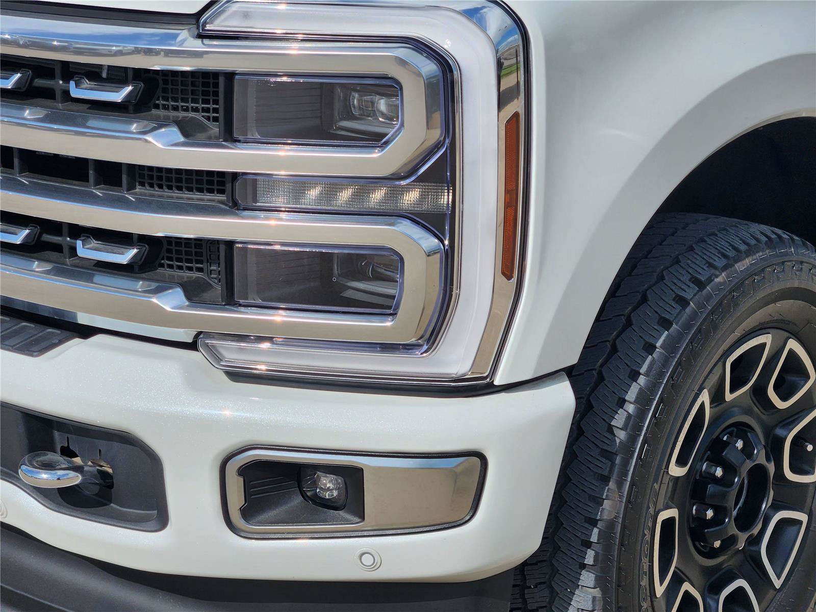 Used 2024 Ford F250 Platinum AWD/4WD image 6