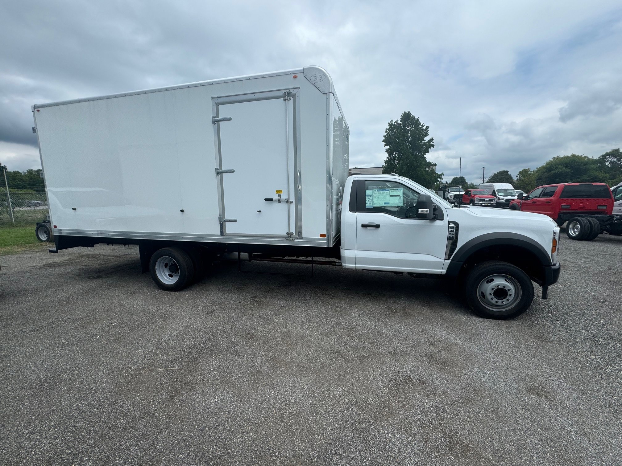 New 2025 Ford F450 XL image 2
