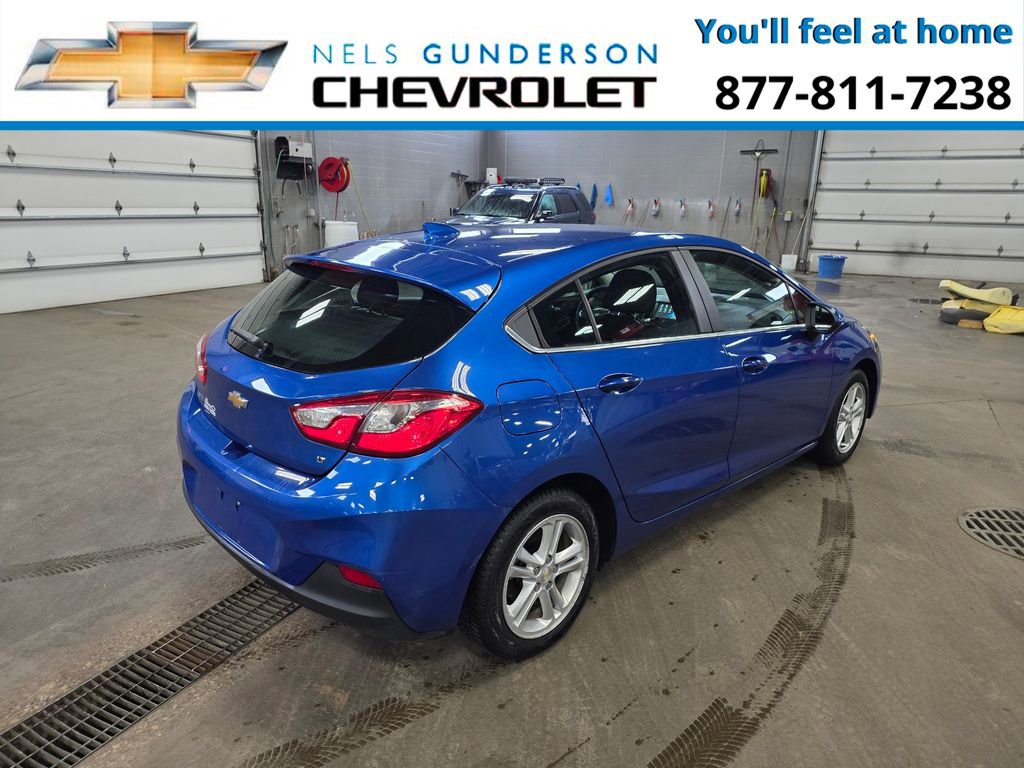 Used 2017 Chevrolet Cruze LT image 7