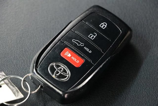 Used 2023 Toyota Venza Nightshade AWD/4WD image 36