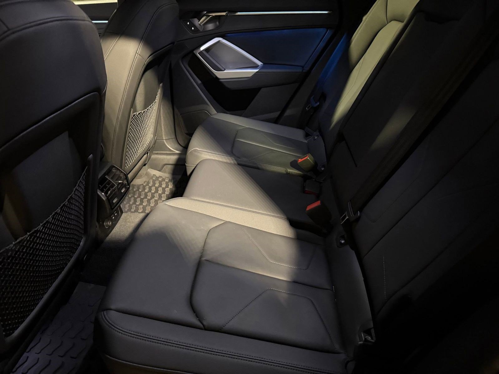 Used 2024 Audi Q3 2.0T Premium Plus w/ Premium Plus Package image 23