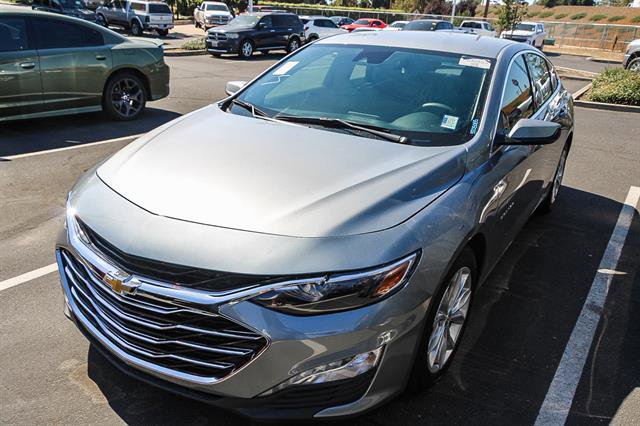 Used 2024 Chevrolet Malibu LT image 2