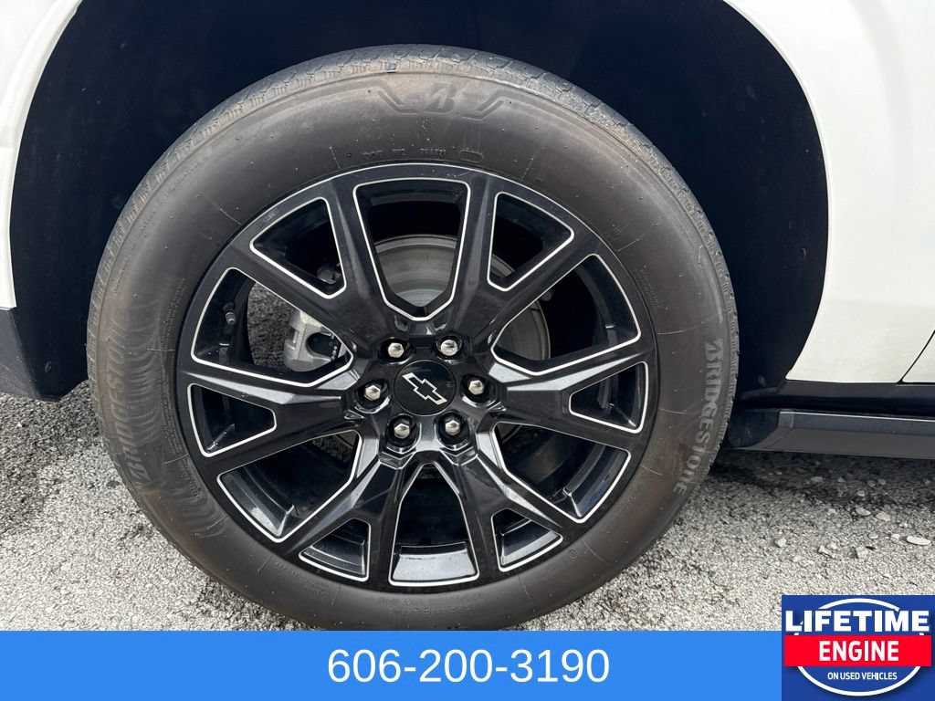Used 2024 Chevrolet Suburban High Country w/ Advanced Technology Package AWD/4WD image 7