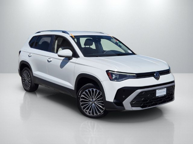 Used 2025 Volkswagen Taos SE