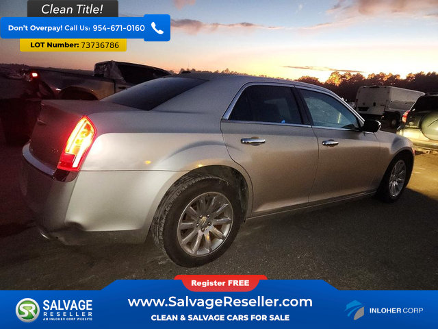 Used 2012 Chrysler 300 Limited RWD image 4