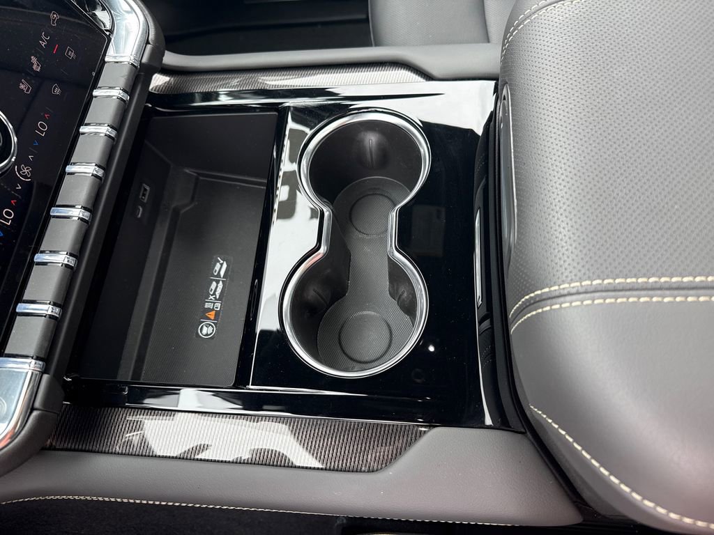 Certified 2026 GMC Yukon Elevation w/ Elevation Premium Package AWD/4WD image 28