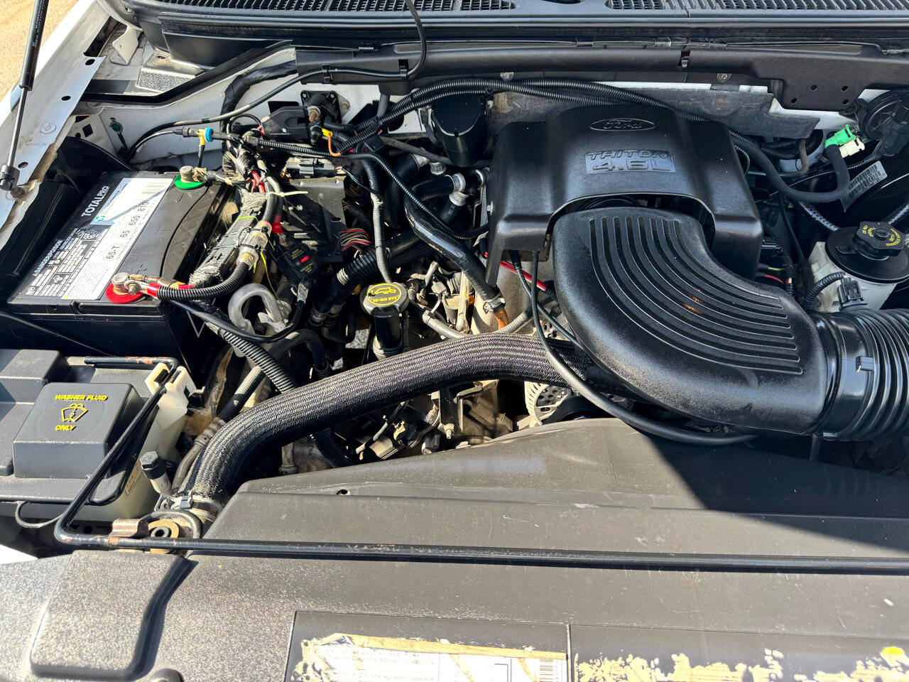 Used 2002 Ford Expedition XLT image 30