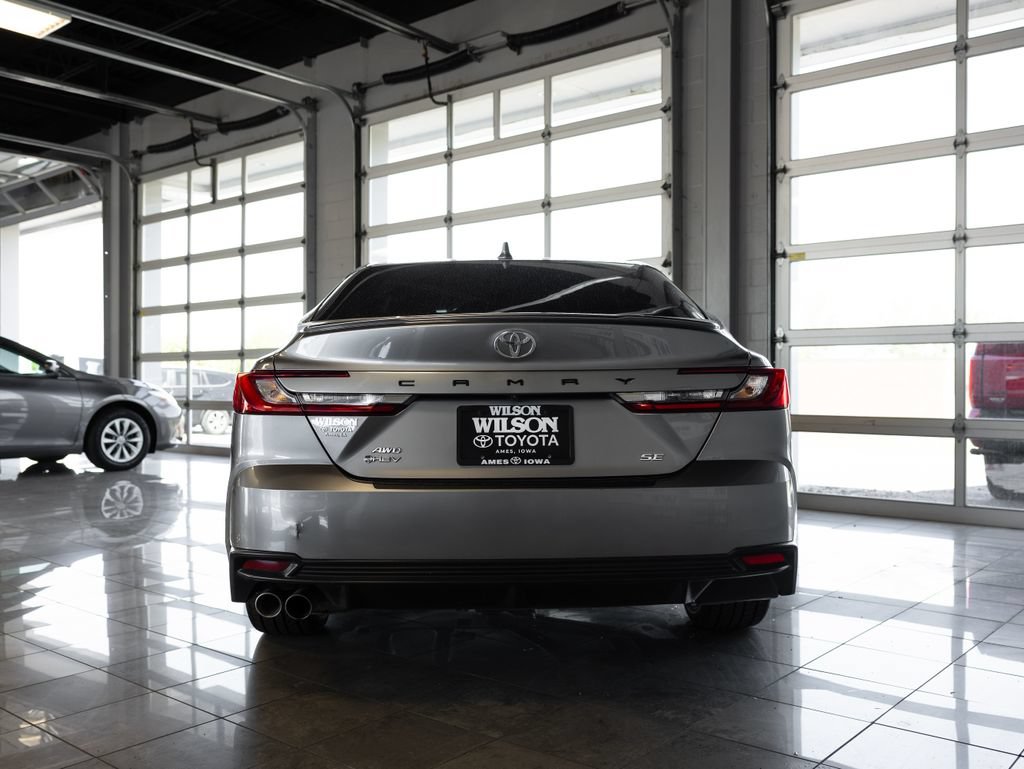 Used 2025 Toyota Camry SE w/ Convenience Package AWD/4WD image 4
