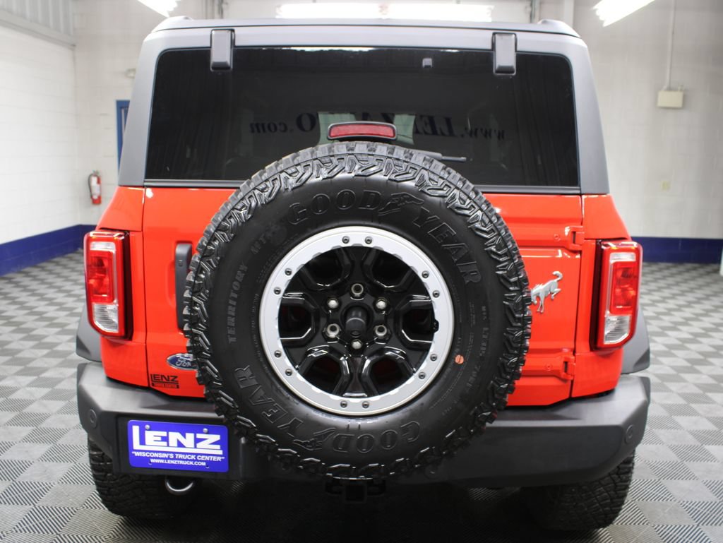 Used 2024 Ford Bronco Big Bend w/ Sasquatch Package AWD/4WD image 38