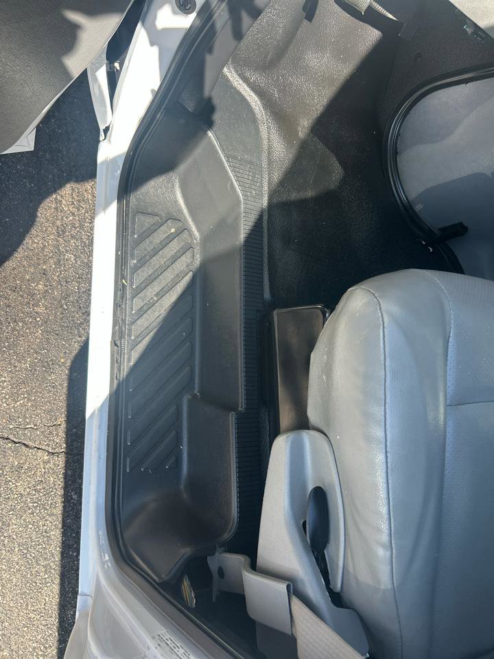 Used 2019 Ford E-350 and Econoline 350 Super Duty w/ Power Windows & Locks Group RWD image 25