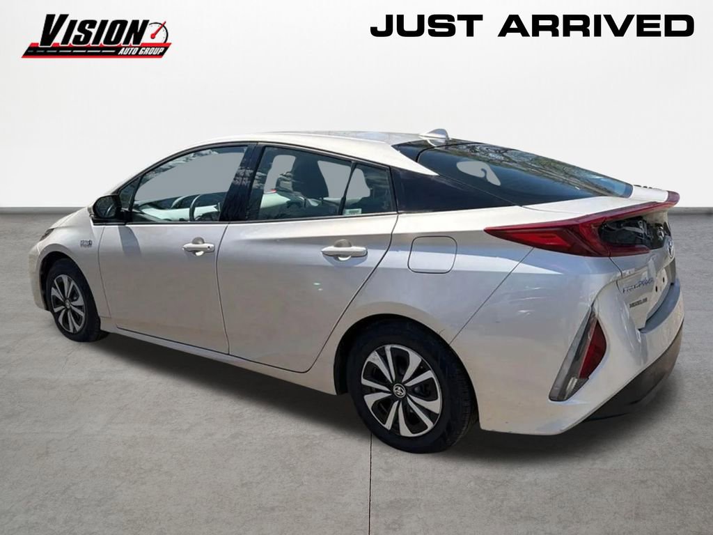 Used 2017 Toyota Prius Prime Plus image 7