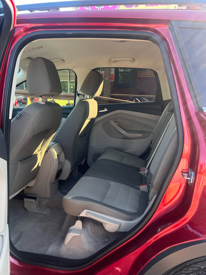 Used 2013 Ford Escape SE image 8