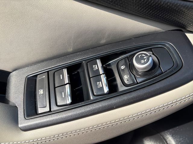 Used 2019 Subaru Forester Limited AWD/4WD image 13