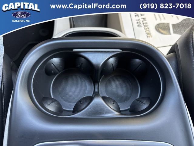 Used 2024 Chrysler Pacifica Touring-L image 30