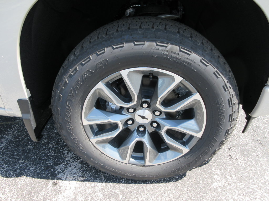 New 2026 Chevrolet Silverado 1500 RST AWD/4WD image 10