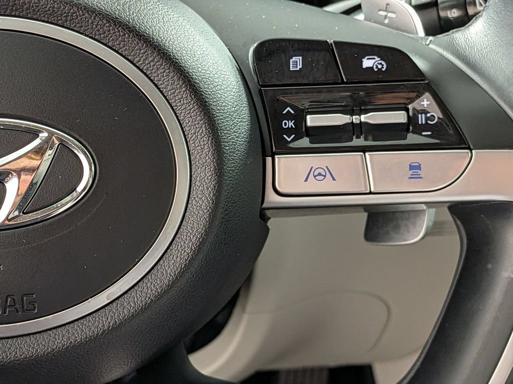 Used 2022 Hyundai Tucson Limited FWD image 15