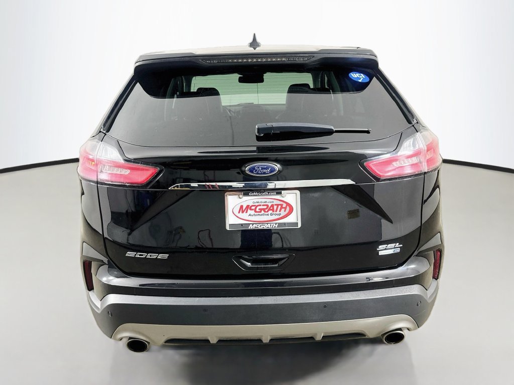 Used 2020 Ford Edge SEL w/ Cold Weather Package AWD/4WD image 18